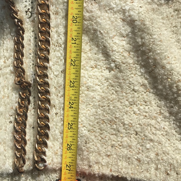 chanel-like chain cardigan sparkle gold white - Picture 7 of 8